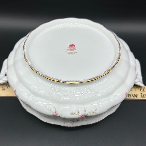Paragon Victoriana Rose Serving Bowl Bone China England No Lid - Picture 4 of 5